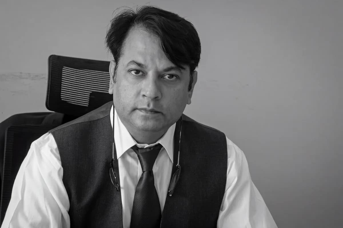 Saleem Sagar’s Poetry — Maturity of Feeling, Radiance of Thought, and the Aesthetics of the Inner Journey